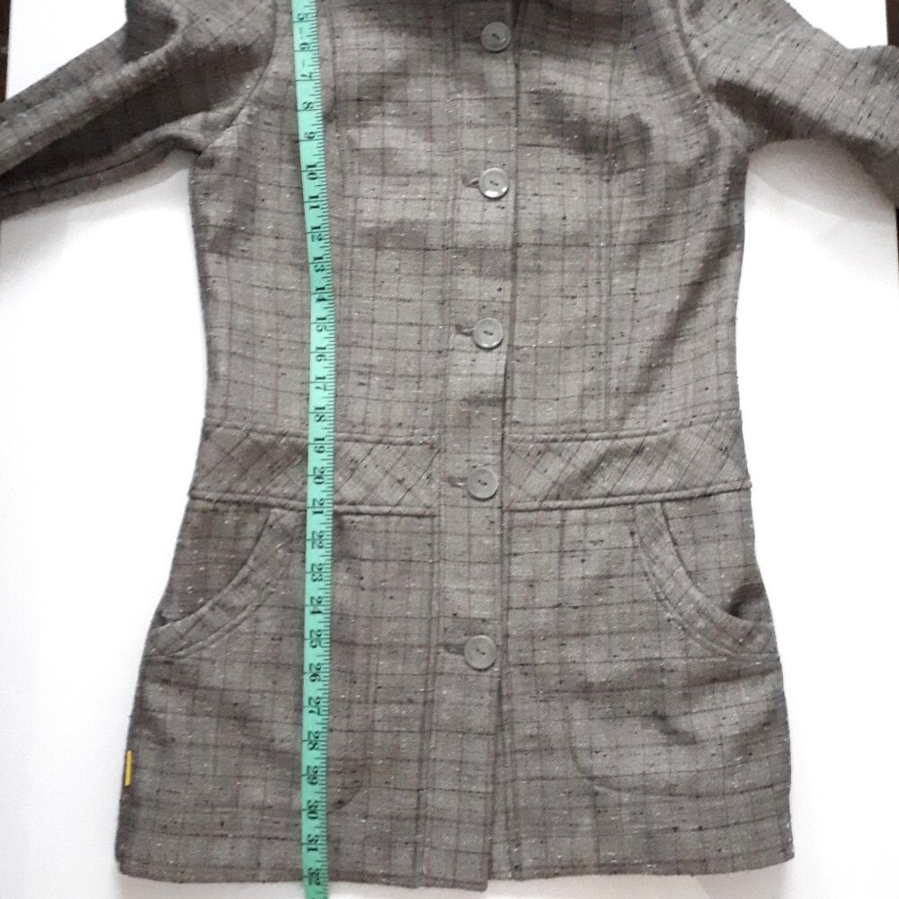 Lole Grey Coat with Purple Accents - Picture 16 of 16